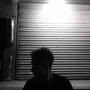 冷柔鞋底耳光svk
